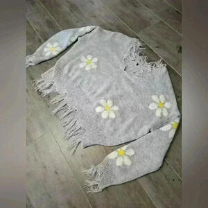 Polly & Esther Distressed Flower Sweater🌼